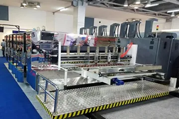 Tailandia - Plegadora encoladora totalmente automática